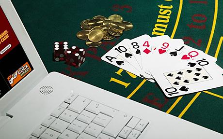 Gambling with laptop computer